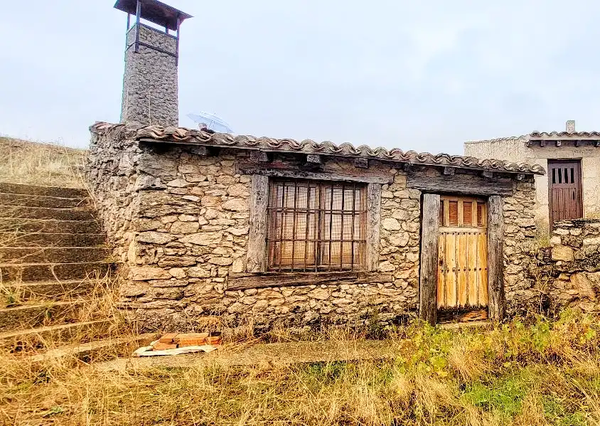 Vista exterior de Casa adosada en venta en Fuentespina con Amueblado