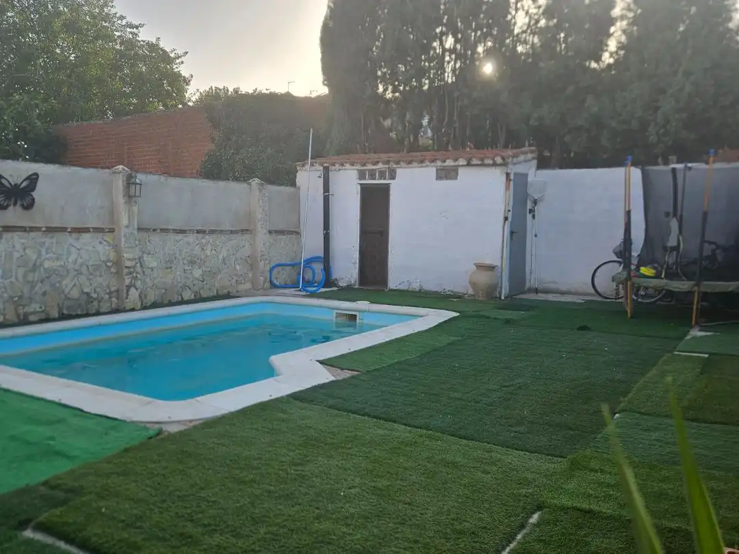 Swimming pool of Houses for sale in Yeles  with Air Conditioner, Swimming Pool and Balcony