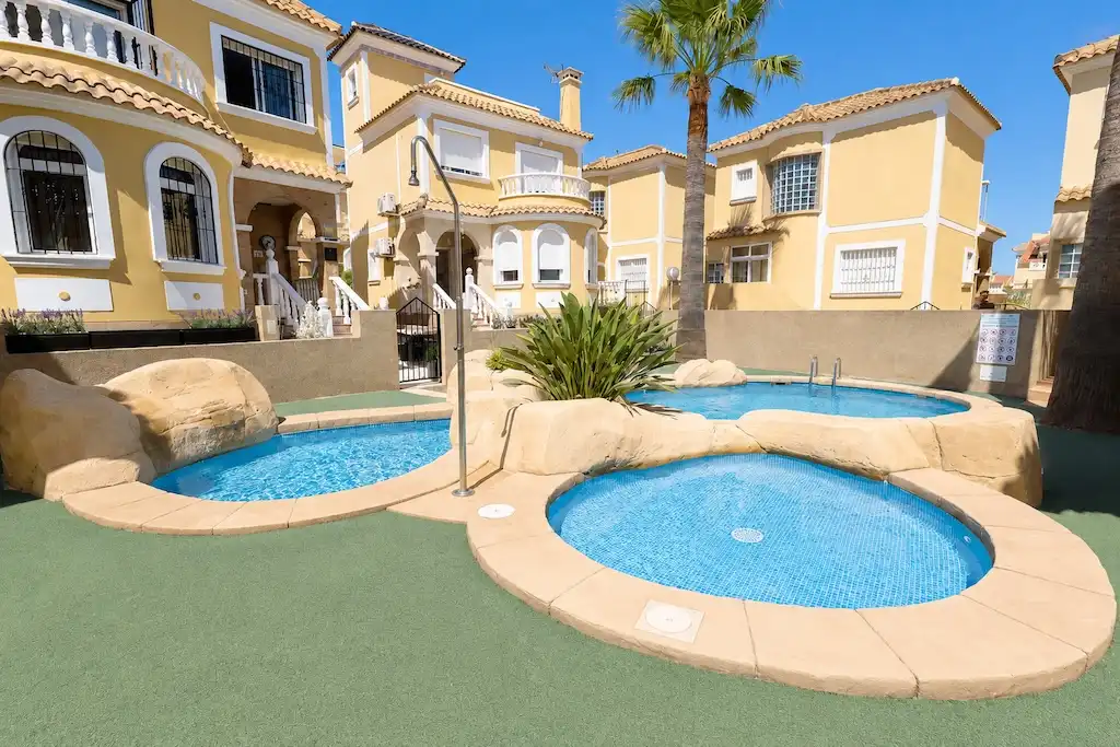 Swimming pool of Houses for sale in Orihuela  with Air Conditioner, Heating and Terrace