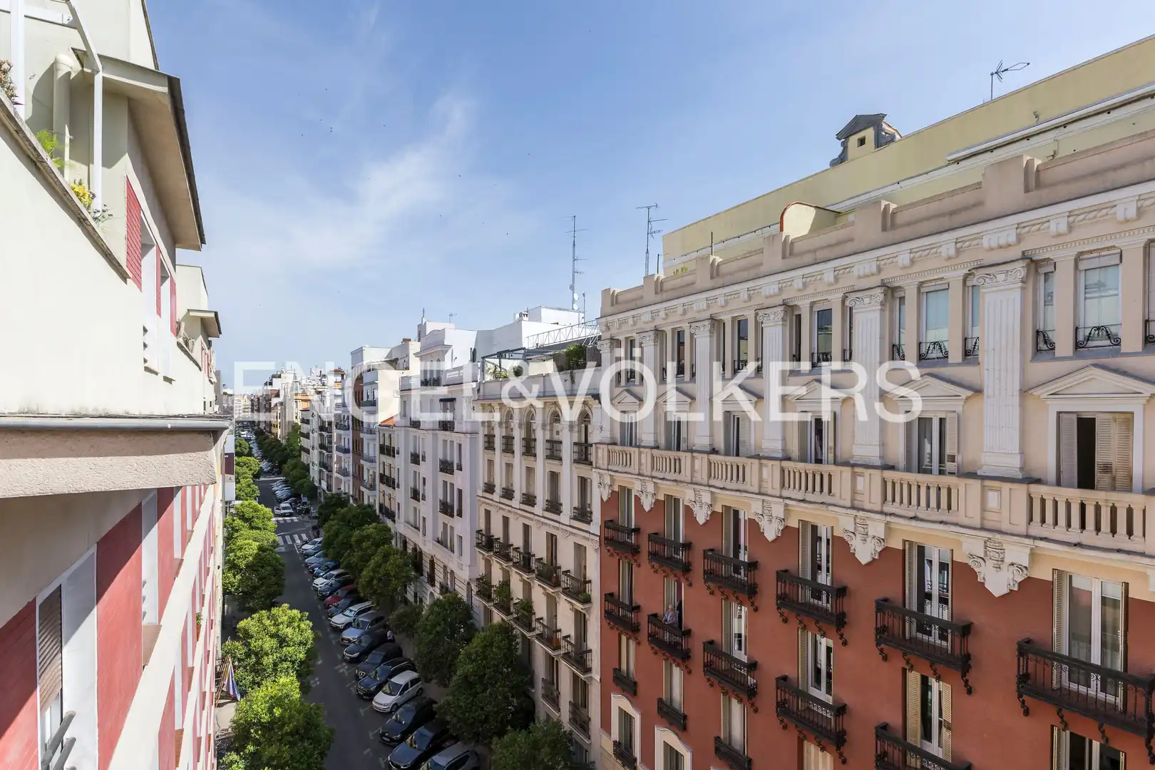 Vista exterior de Pis de lloguer en Madrid amb Aire condicionat, Calefacció i Balcó
