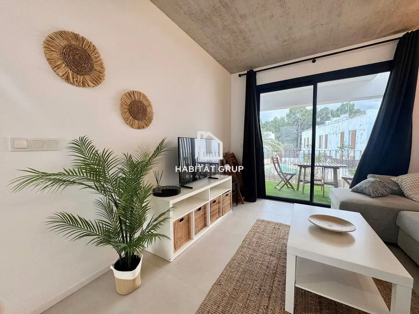 Living room of Flat for rent in Sant Antoni de Portmany  with Air Conditioner, Heating and Terrace