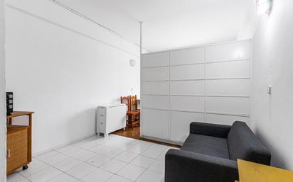 Schlafzimmer von Wohnung zum verkauf in  Madrid Capital