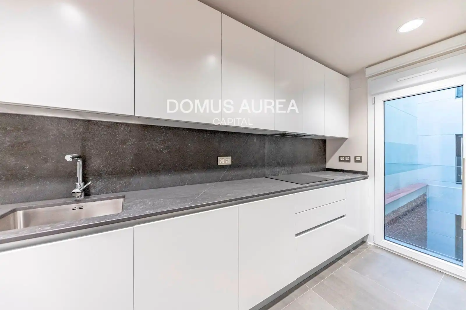 Appartement avec balcon à louer à Fernando VI, imagen 5