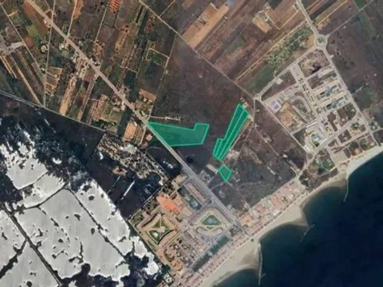Residential land for sale in Calle Cl Poligono