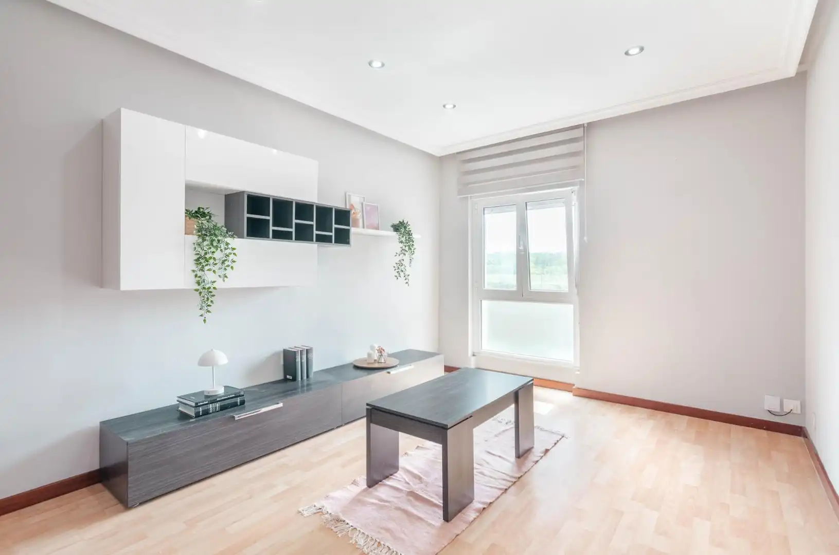 Living room of Flat for sale in Noreña  with Heating, Storage room and Furnished
