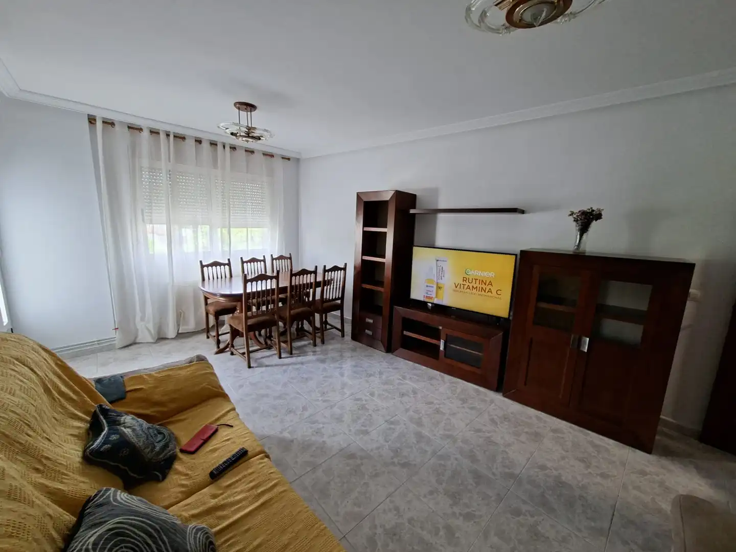 Living room of Flat for rent in Plasencia  with Air Conditioner, Heating and Terrace