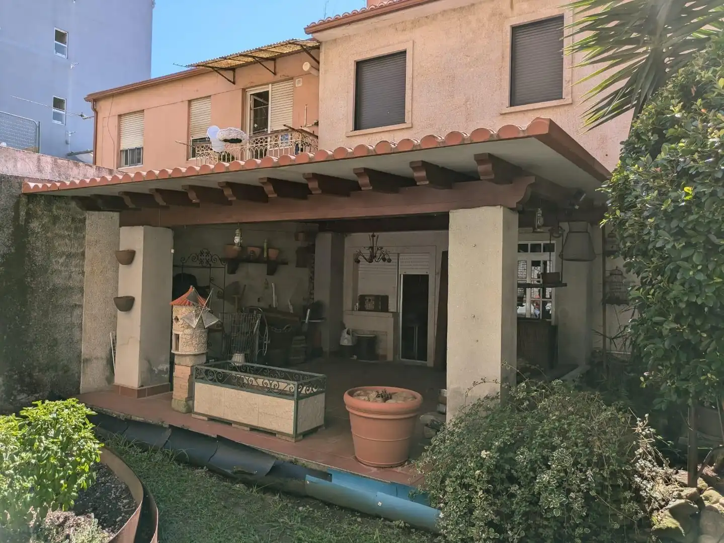 Bajo con jardín en venta en DO VELLO-SARDOMA