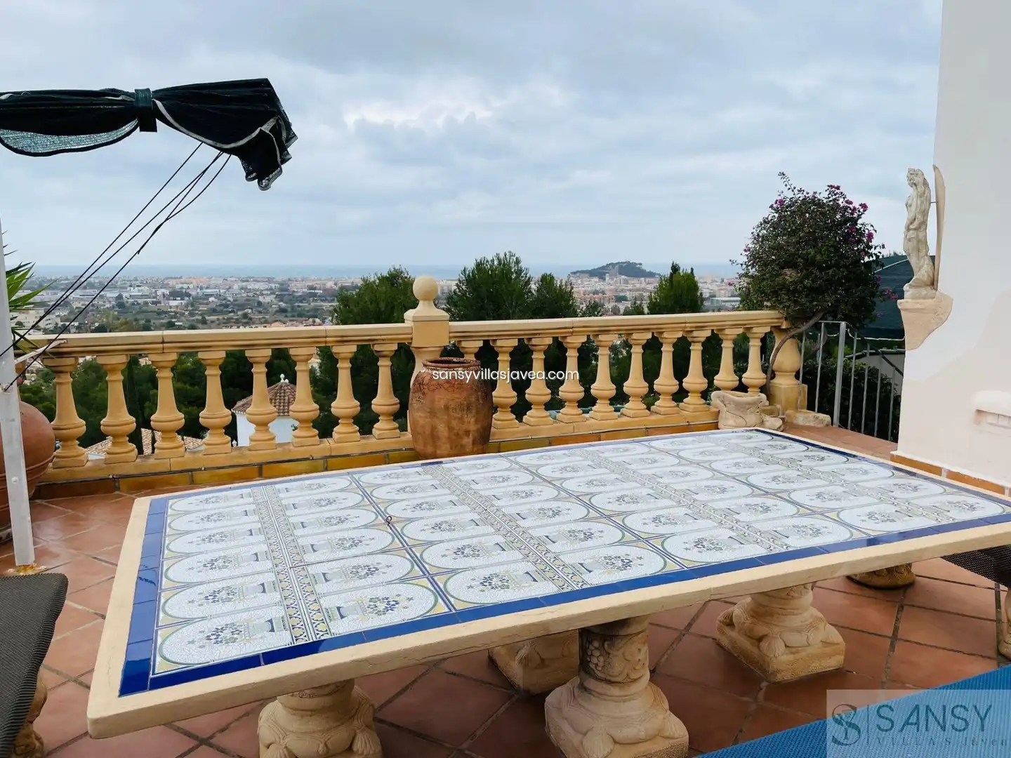 Terrace of Houses for sale in Dénia  with Air Conditioner and Storage room