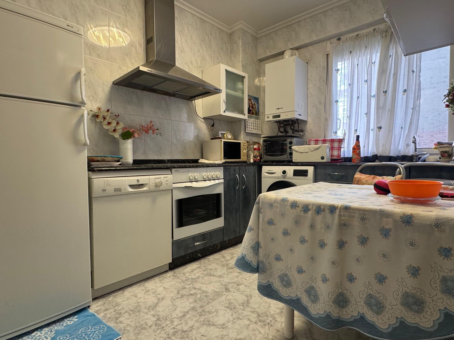 Cocina de Piso en venta en  Logroño con Aire acondicionado y Calefacción