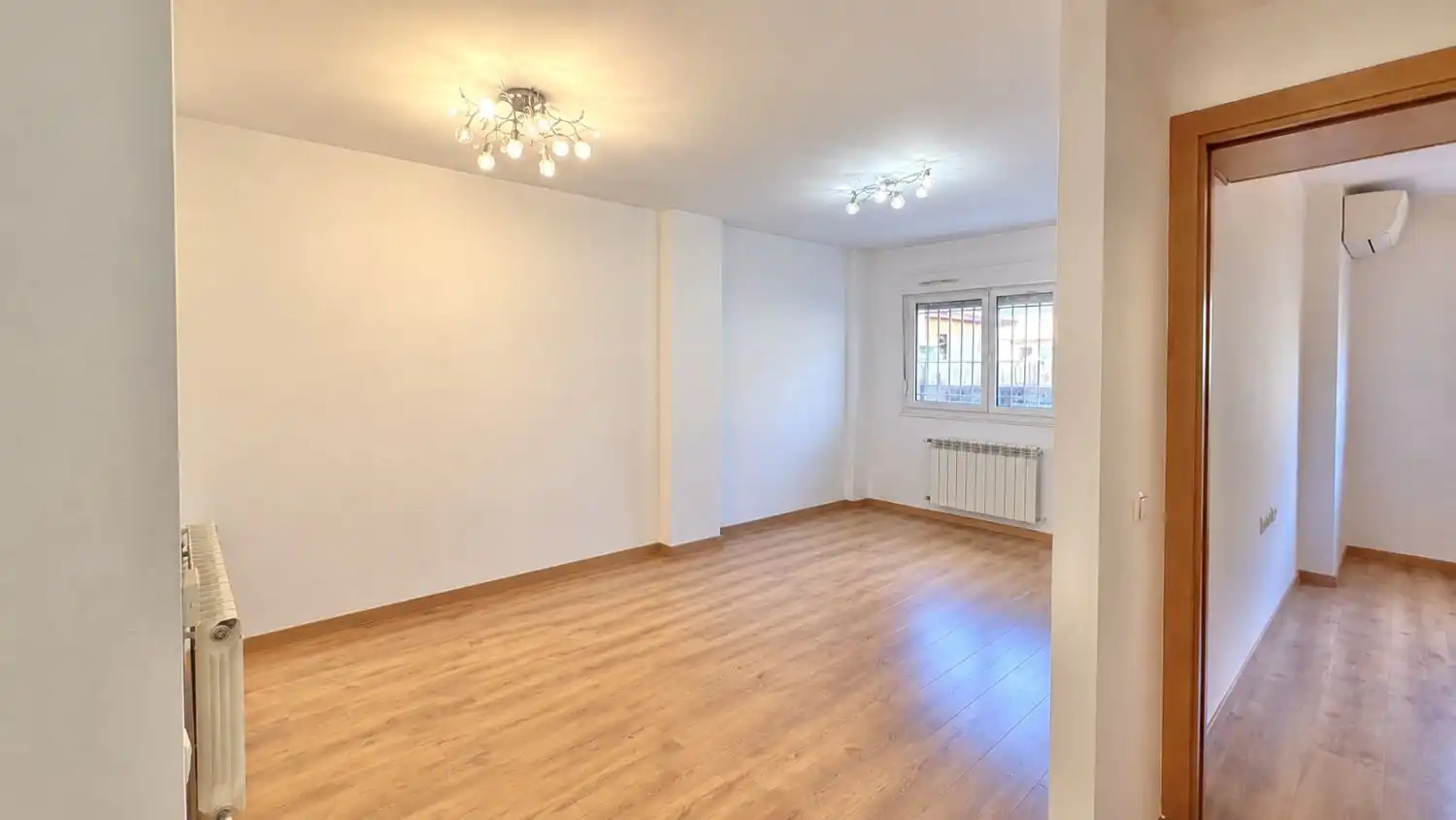 Sala de estar de Piso en venta en Villaviciosa de Odón con Aire acondicionado, Calefacción y Trastero