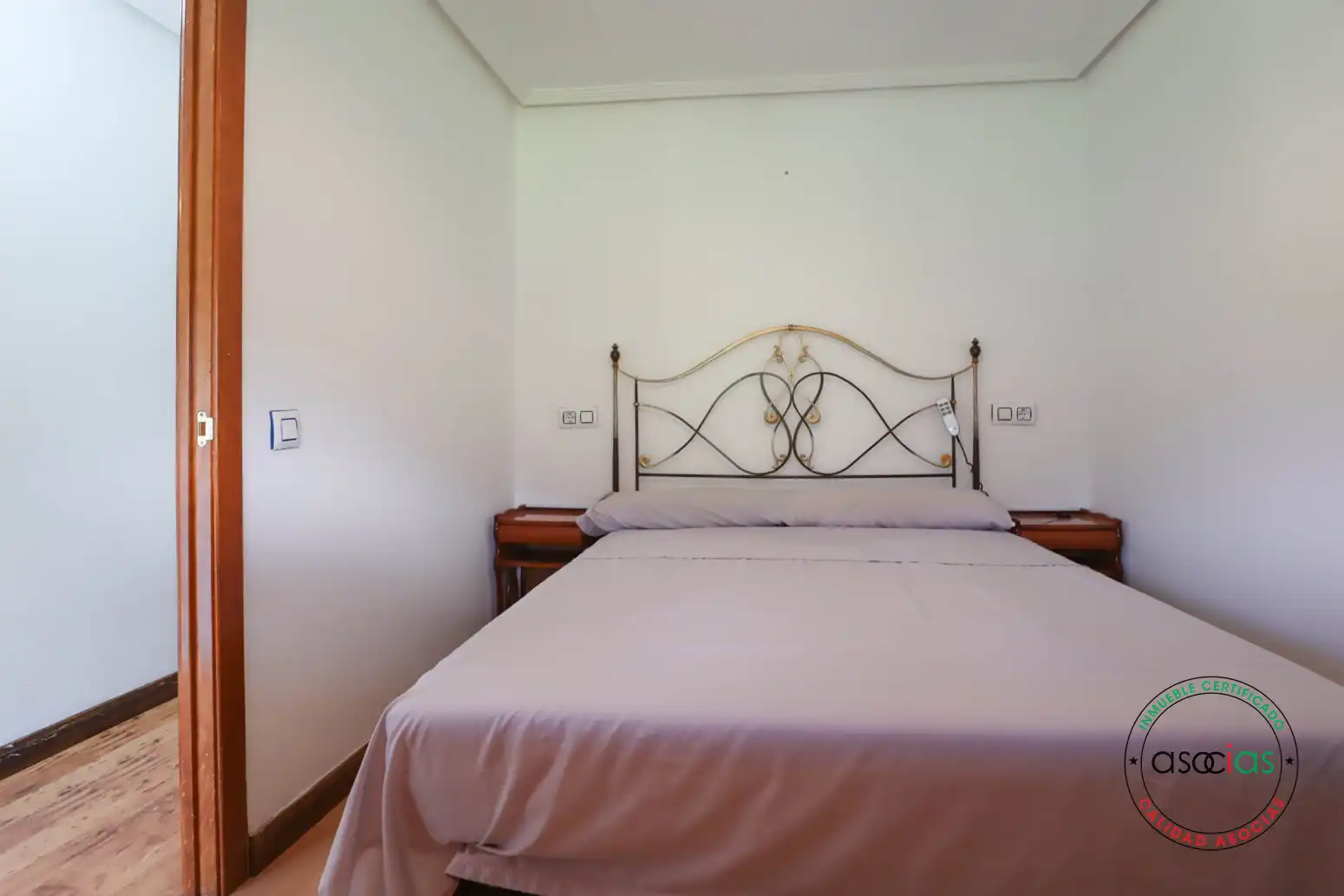 Dormitori de Casa adosada en venda en Ribera de Arriba amb Calefacció, Parquet i Terrassa