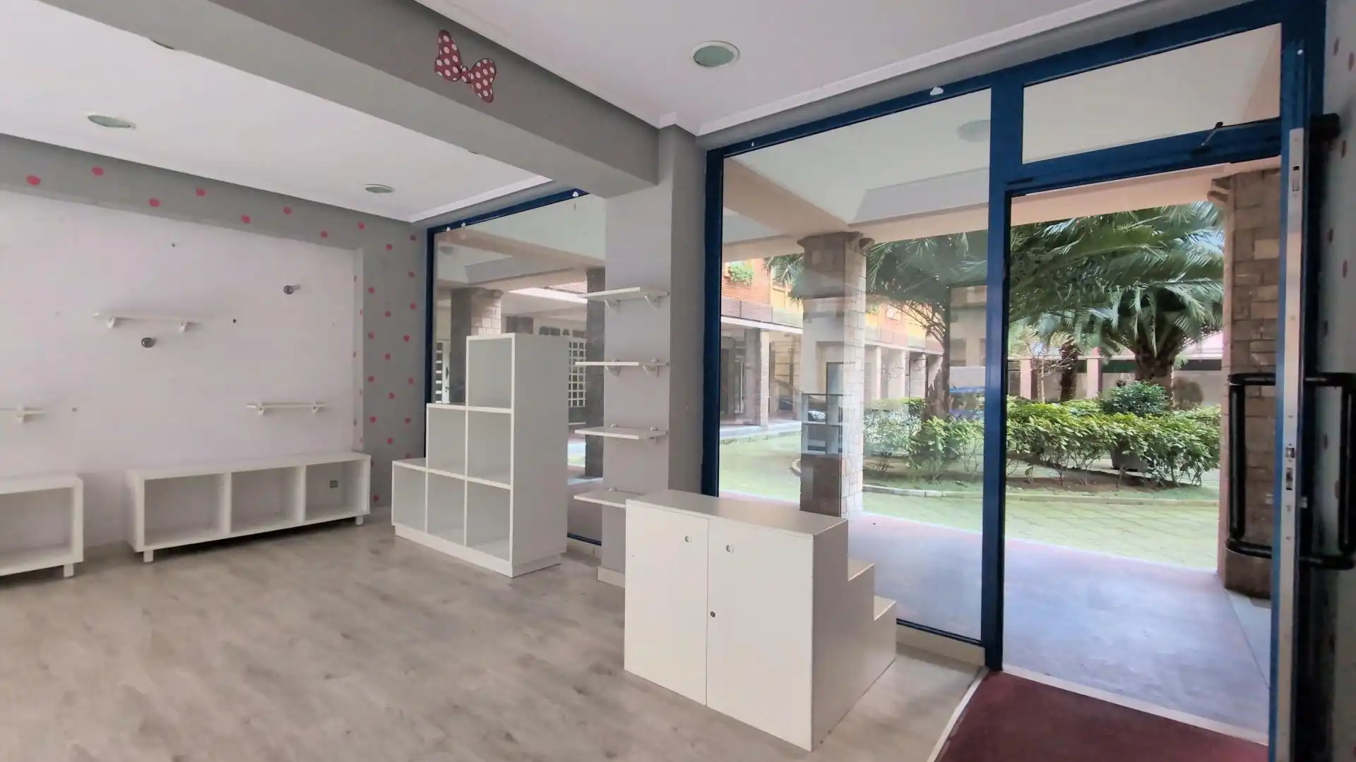 Local comercial en venta en RAFAEL DEL RIEGO, imagen 9
