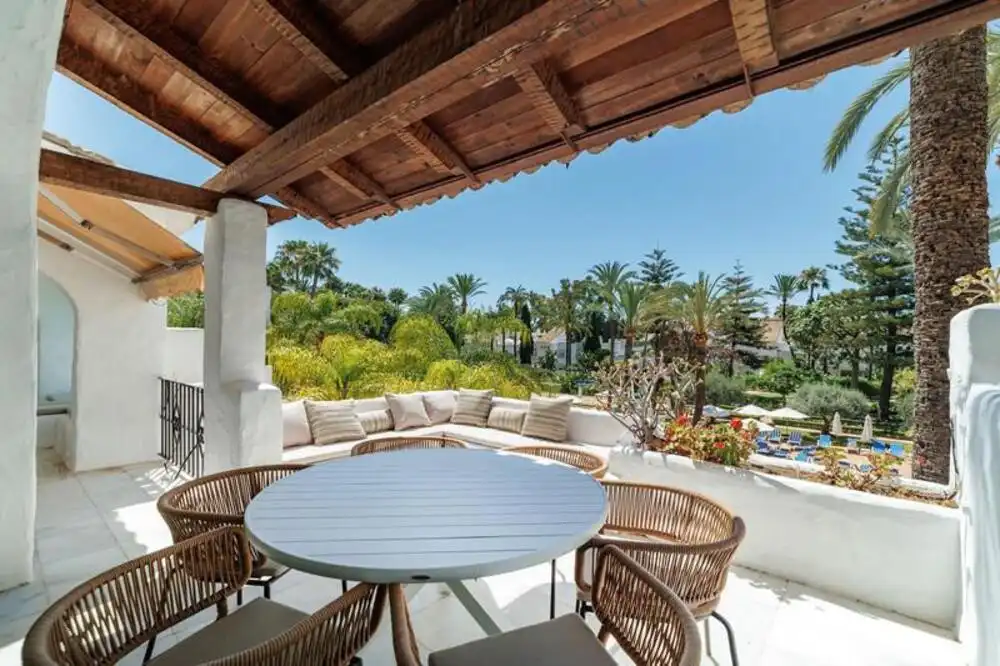 Apartamento de alquiler en Puerto Banús
