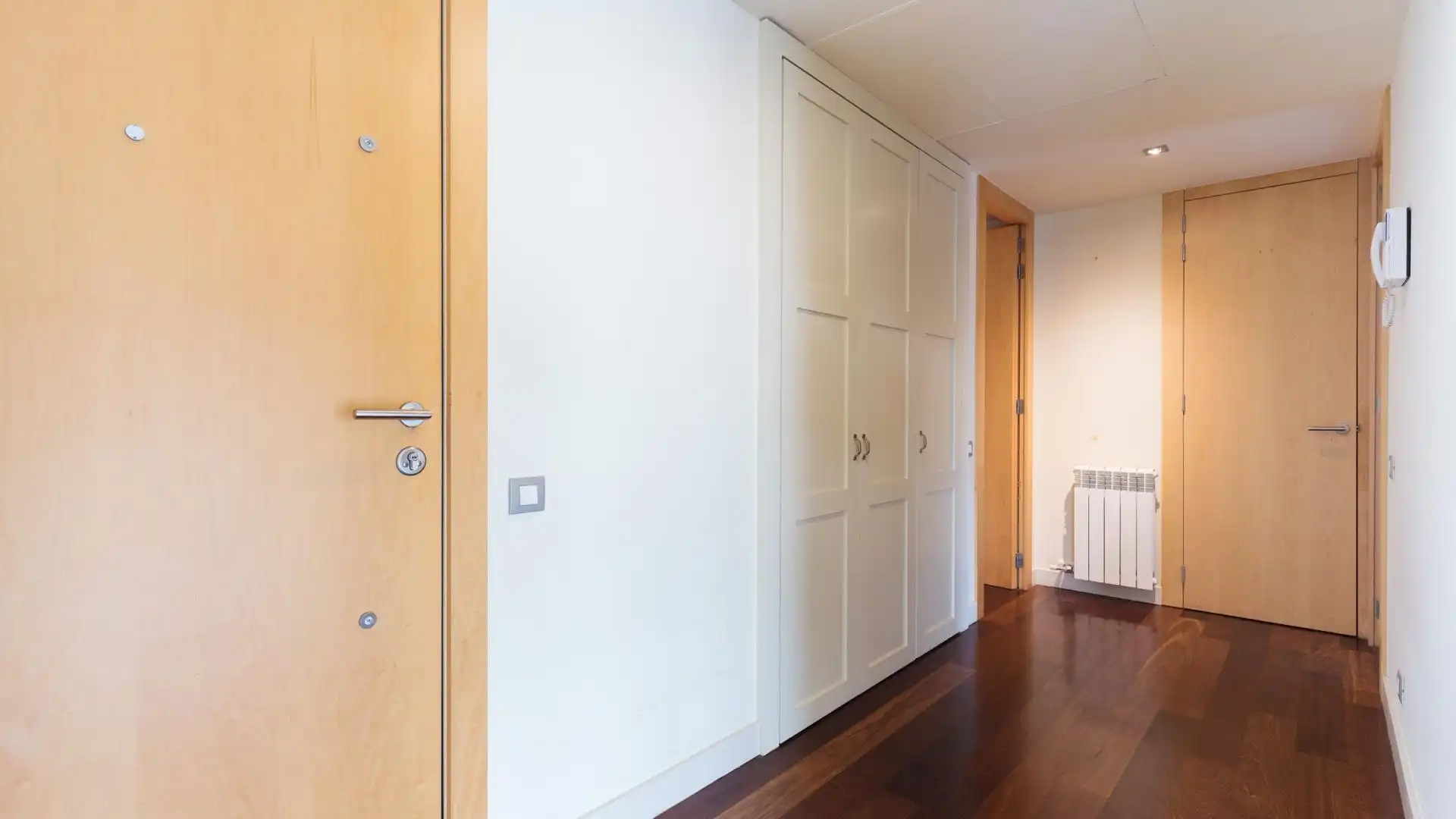 Flat for rent in Barcelona  with Private garden, Parquet flooring and Terrace
