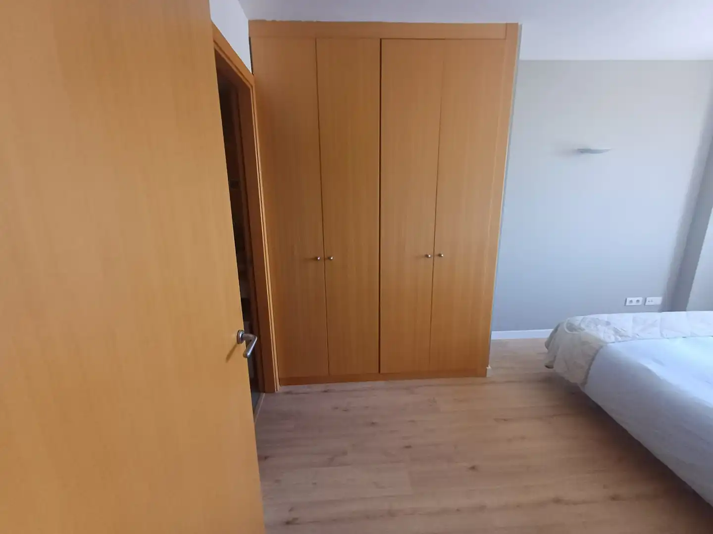Habitación de Piso en venta en Sant Adrià de Besòs con Aire acondicionado, Calefacción y Jardín privado