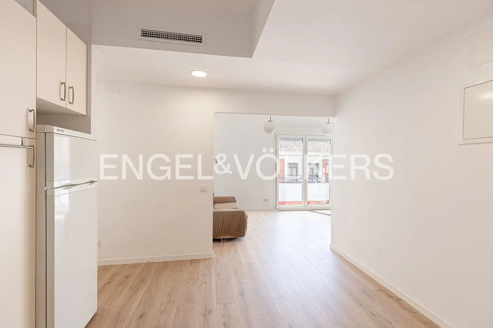 Living room of Flat for rent in Madrid  with Air Conditioner, Heating and Terrace