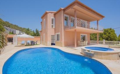 Swimming pool of House or chalet for sale in Calpe / Calp  with Air Conditioner, Heating and Private garden