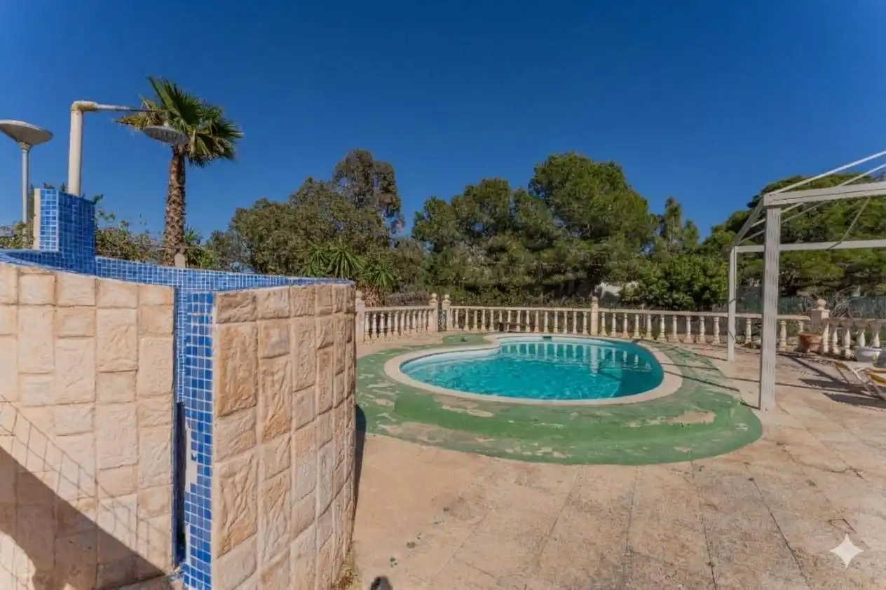 Villa con piscina in vendita a El Altet, imagen 3