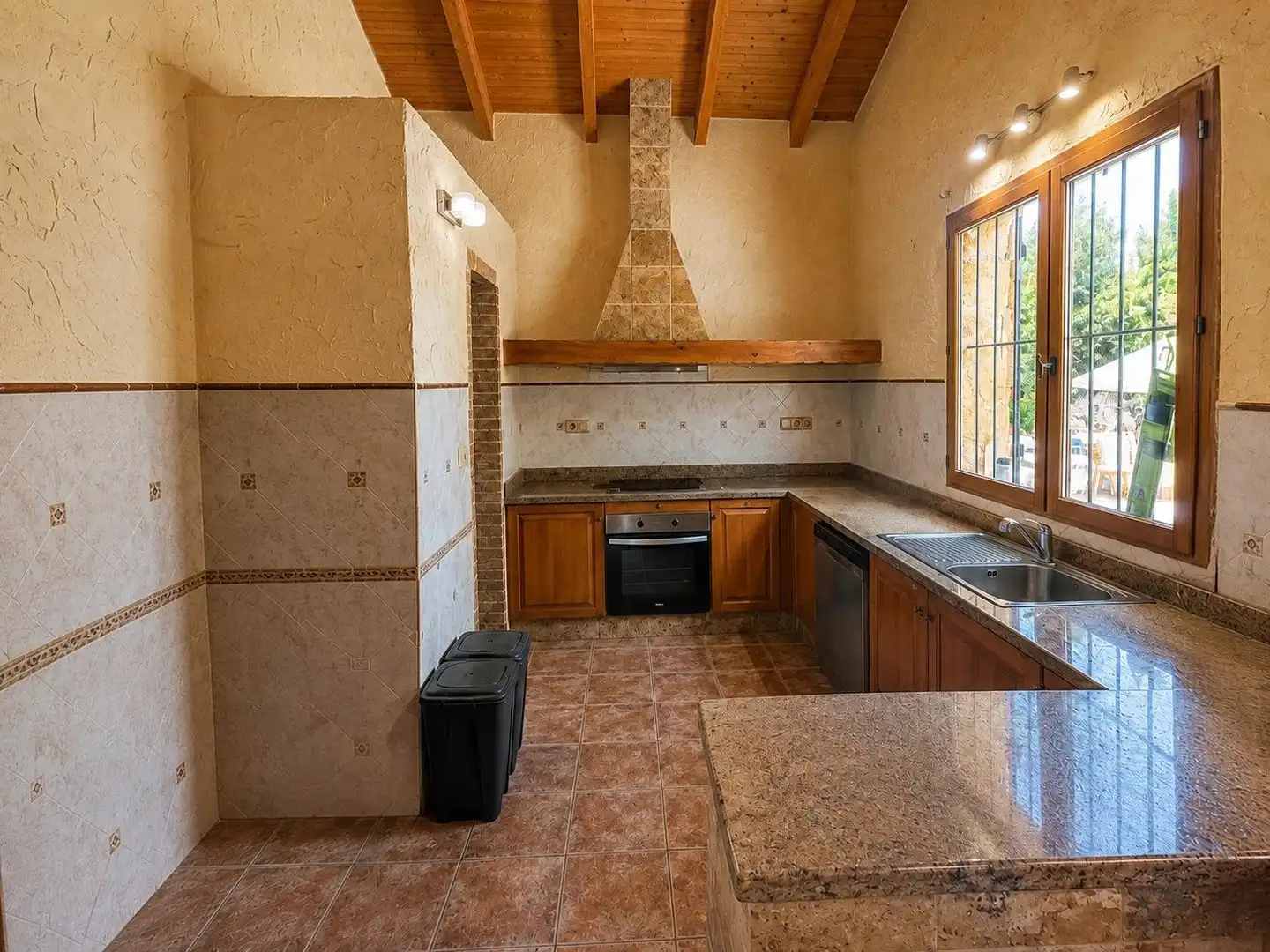 Villa zum Verkauf in Carretera MATANZA DE LA, imagen 8