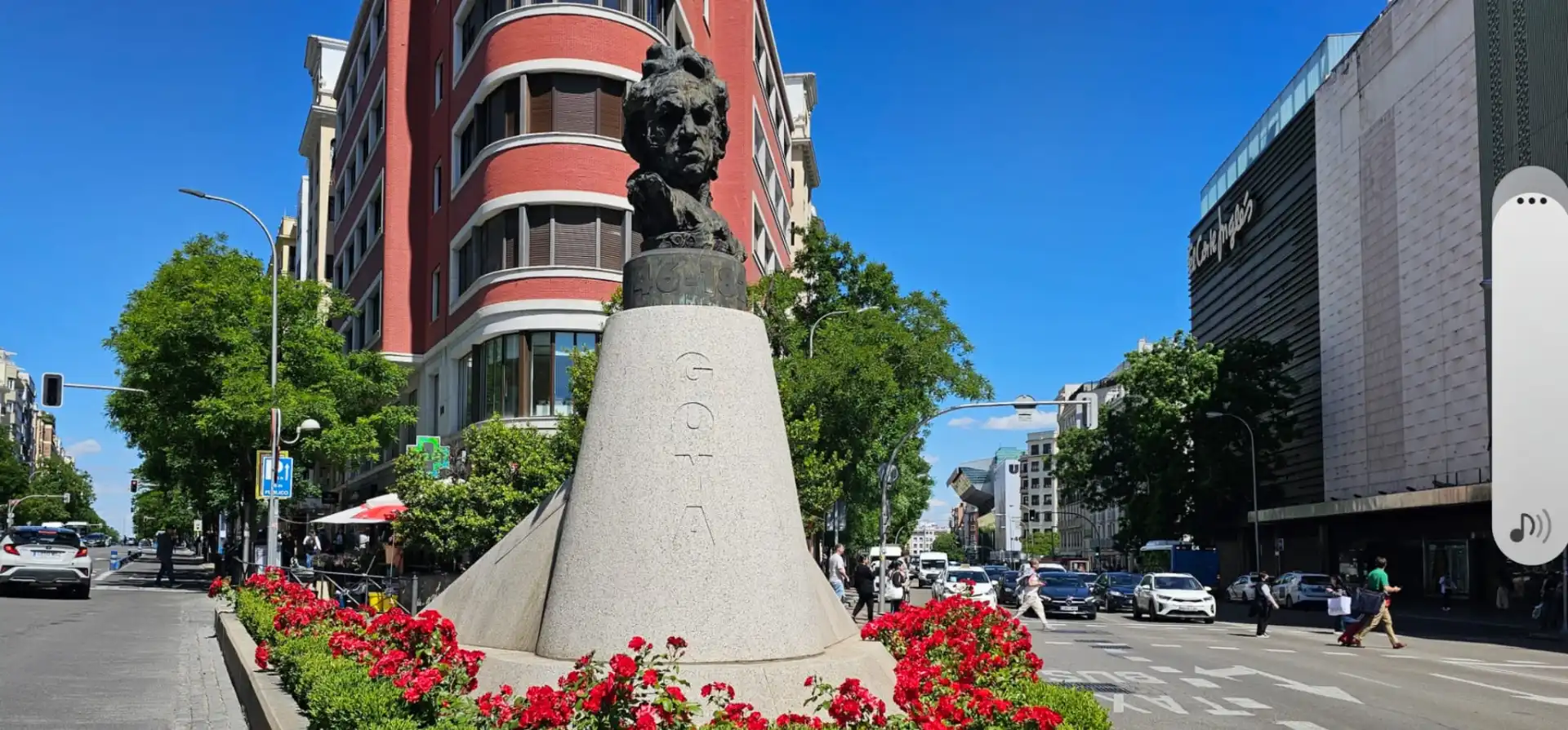 Vista exterior de Àtic en venda en Madrid amb Aire condicionat, Calefacció i Terrassa