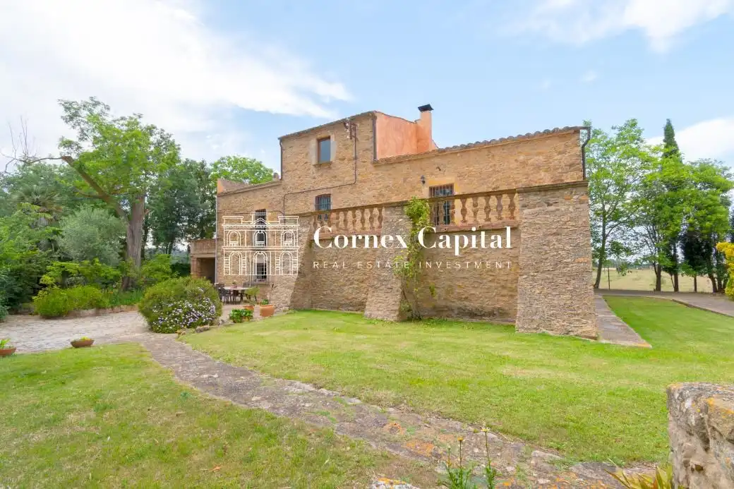 Country house with garden for sale in Forallac, imagen 9
