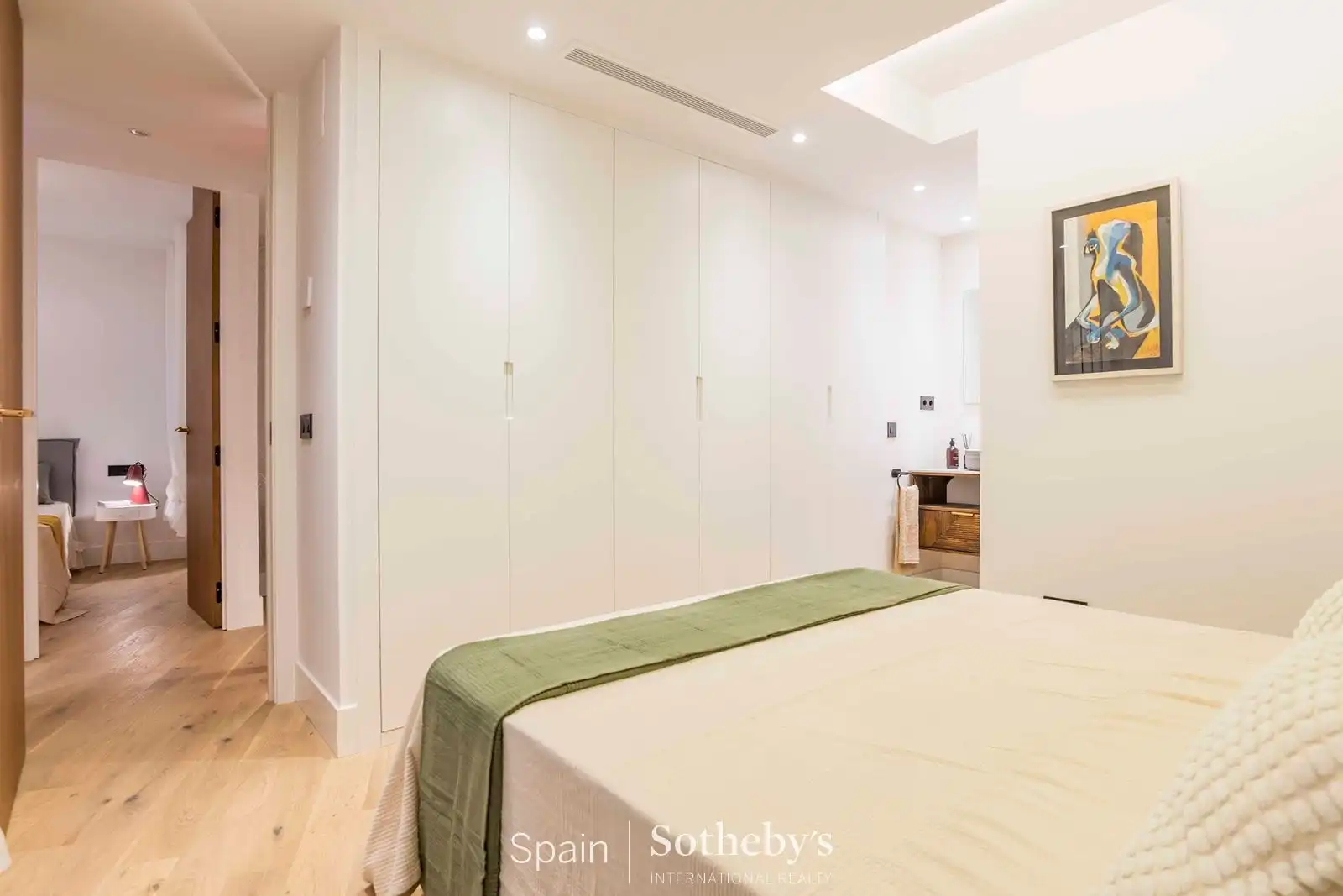 Bedroom of Apartments for sale in Madrid  with Air Conditioner