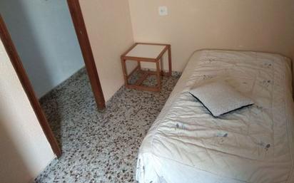 Bedroom of Flat for sale in Salinas