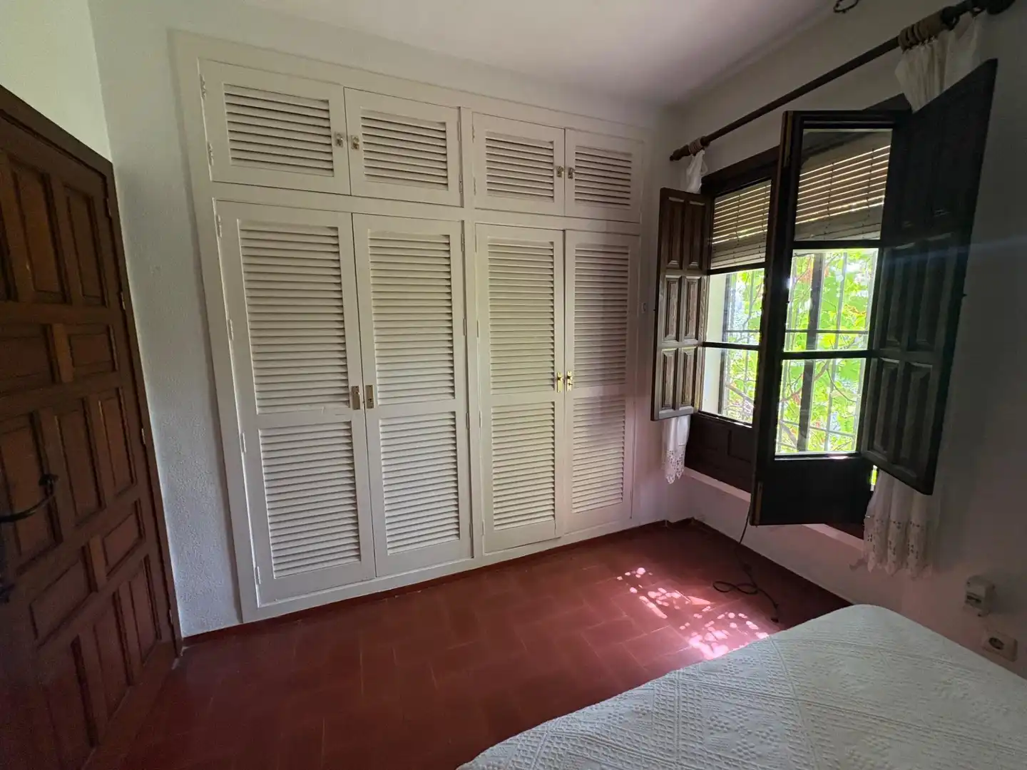 Dormitori de Casa o xalet en venda en Córdoba amb Aire condicionat, Jardí privat i Piscina