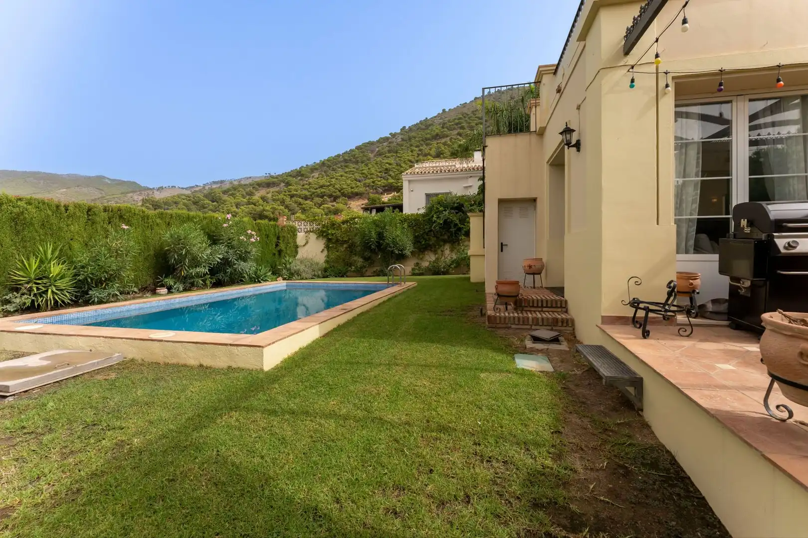 Piscina de Casa o chalet en venta en Mijas con Aire acondicionado, Jardín privado y Terraza
