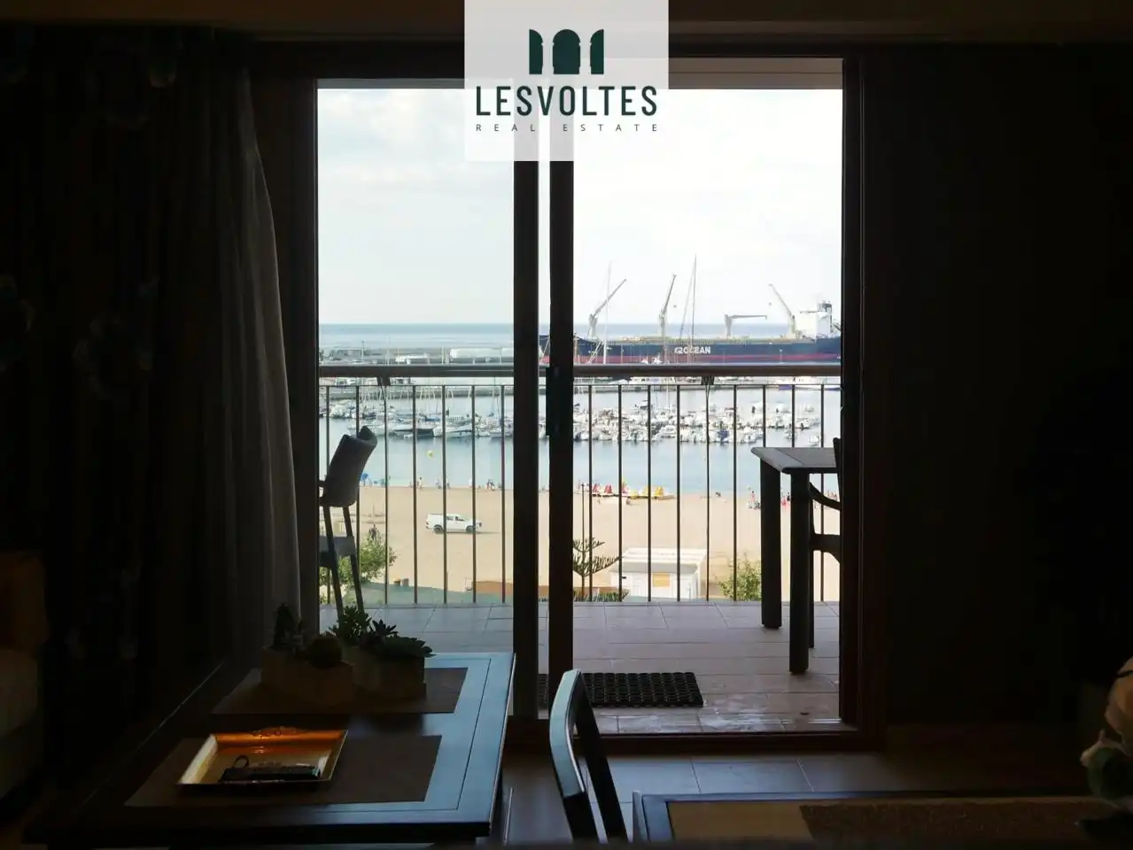 Mini appartamento con terrazza in vendita a Passeig del Mar, imagen 3