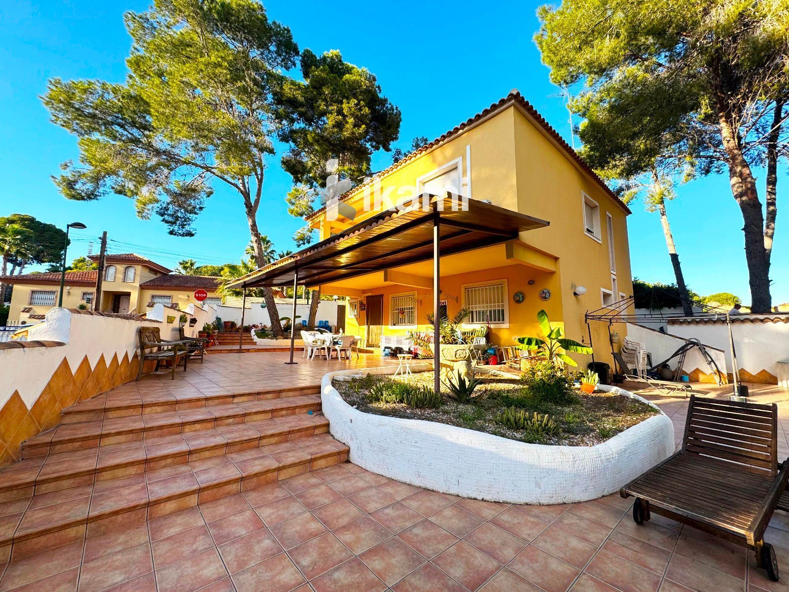 Vista exterior de Casa o xalet en venda en Pilar de la Horadada amb Aire condicionat, Calefacció i Terrassa