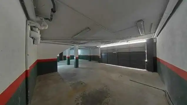 Parking de Casa o chalet en venta en Vilanova i la Geltrú con Aire acondicionado, Jardín privado y Terraza