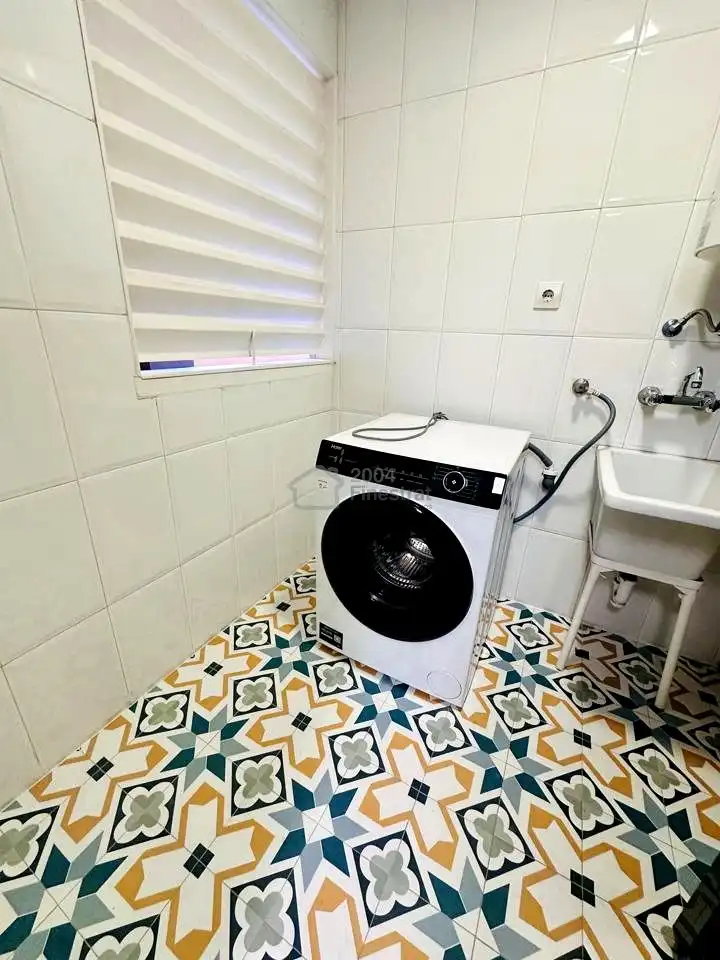 Bathroom of Flat for rent in Benidorm  with Terrace, Furnished and Community pool