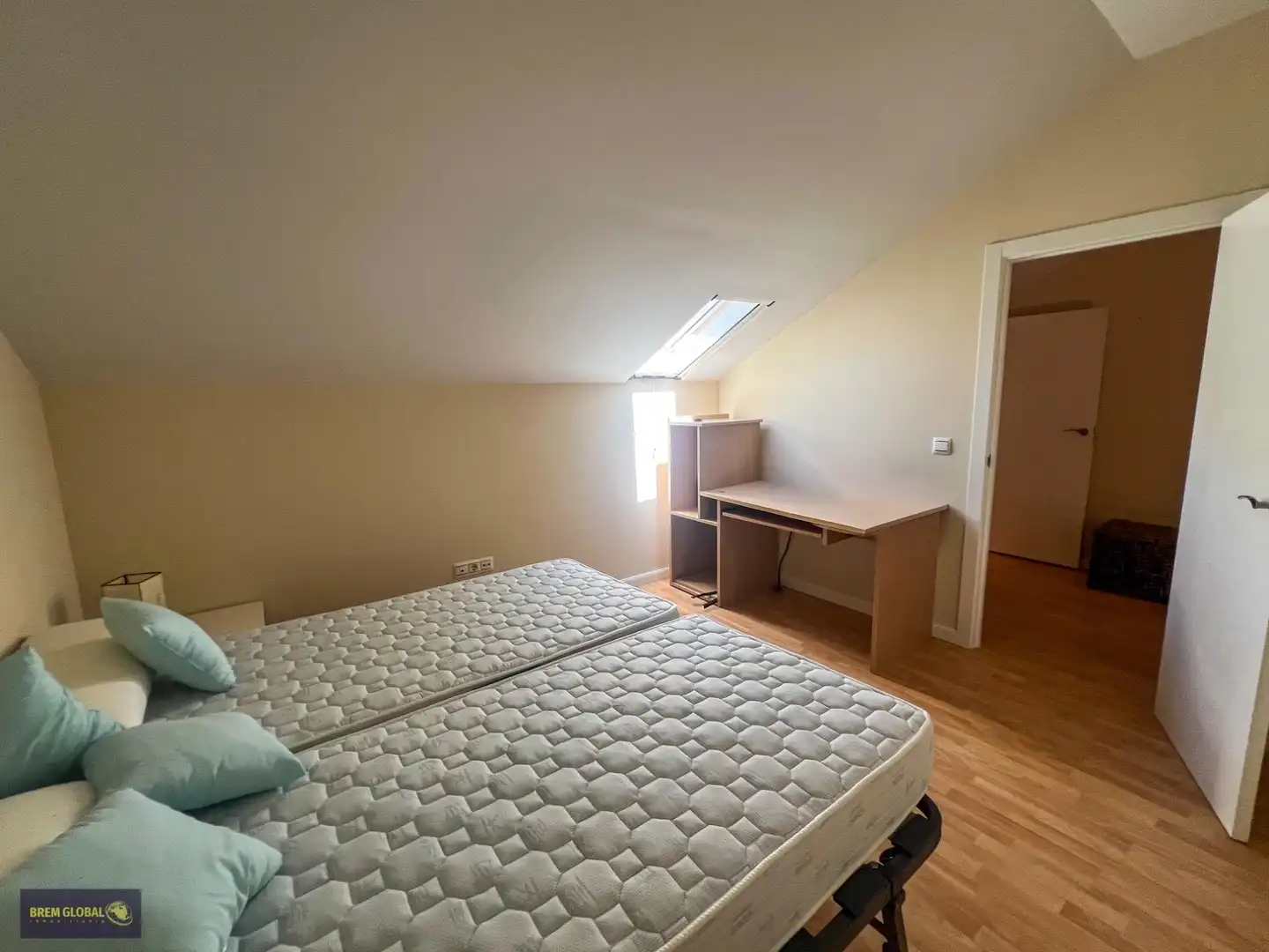 Semi-detached house with garden for sale in Calle Calle Mondalindo, imagen 56