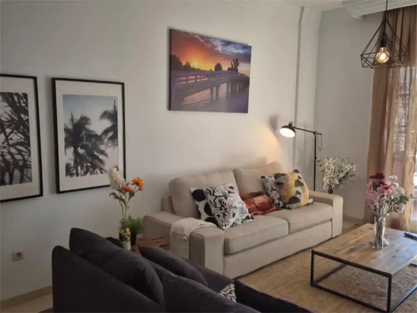 Living room of Flat for sale in Marbella  with Air Conditioner, Swimming Pool and Balcony