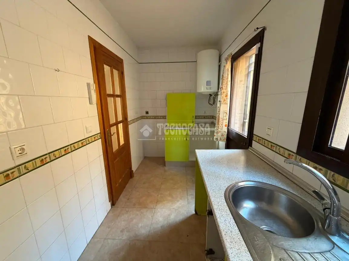 Cuina de Casa adosada en venda en Chiclana de la Frontera amb Terrassa