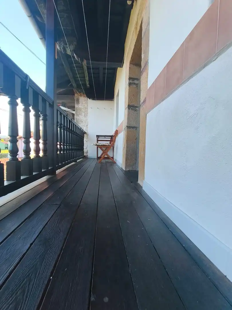 Terraza de Casa adosada en venta en Luena  con Calefacción y Jardín privado