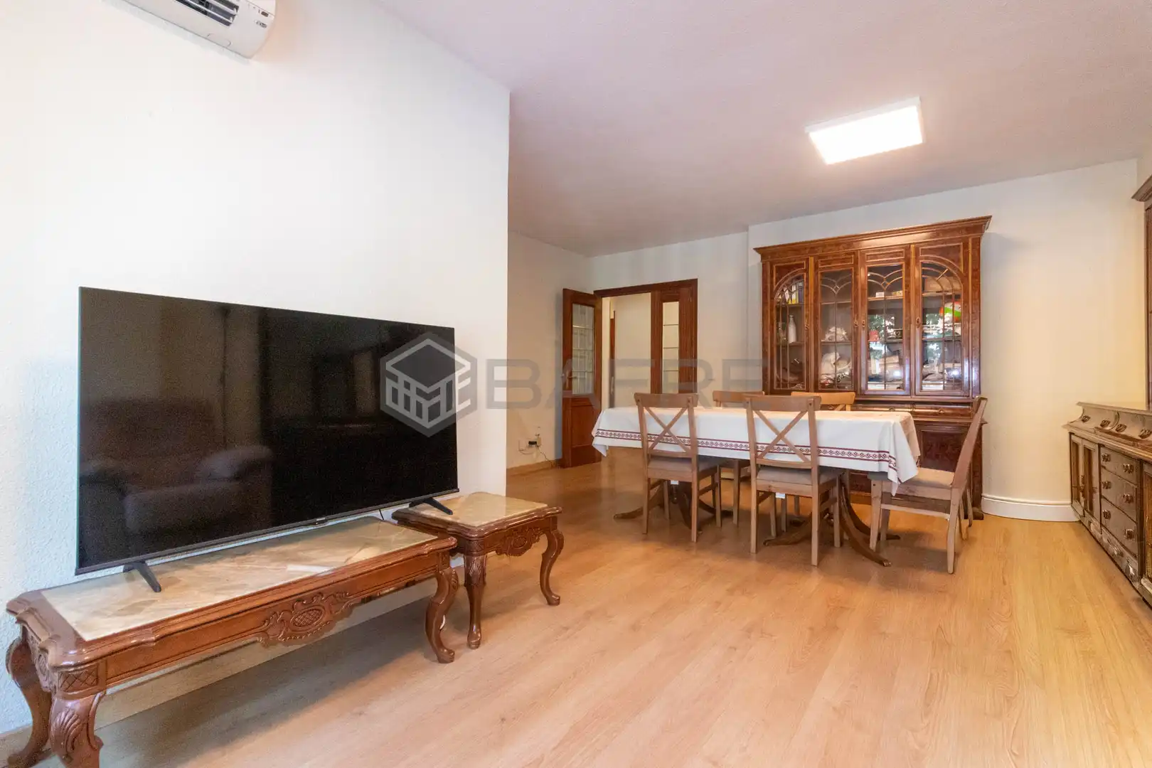 Piso en venta en Av. de la Ciudad de Barcelona, Pacífico