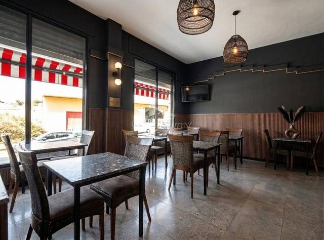 Local comercial en Alquiler en Cabo Blanco