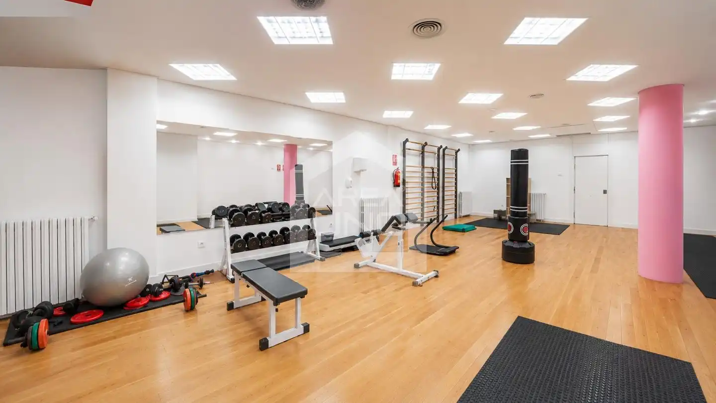 Piso en venta en Madrid con Aire acondicionado, Calefacción y Trastero