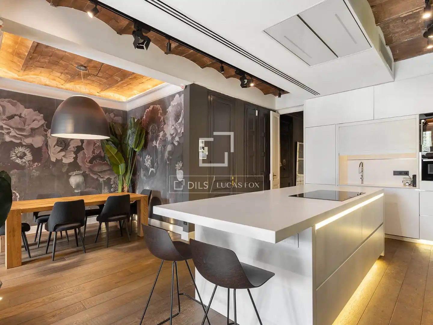 Kitchen of Flat for sale in Barcelona  with Air Conditioner, Heating and Terrace