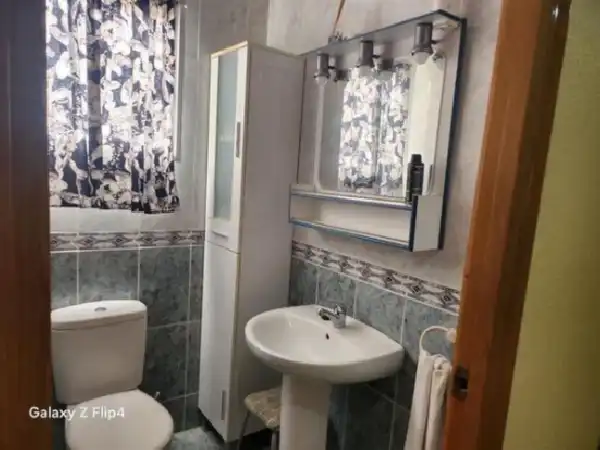 Baño de Piso en venta en Elche / Elx con Aire acondicionado, Trastero y Balcón