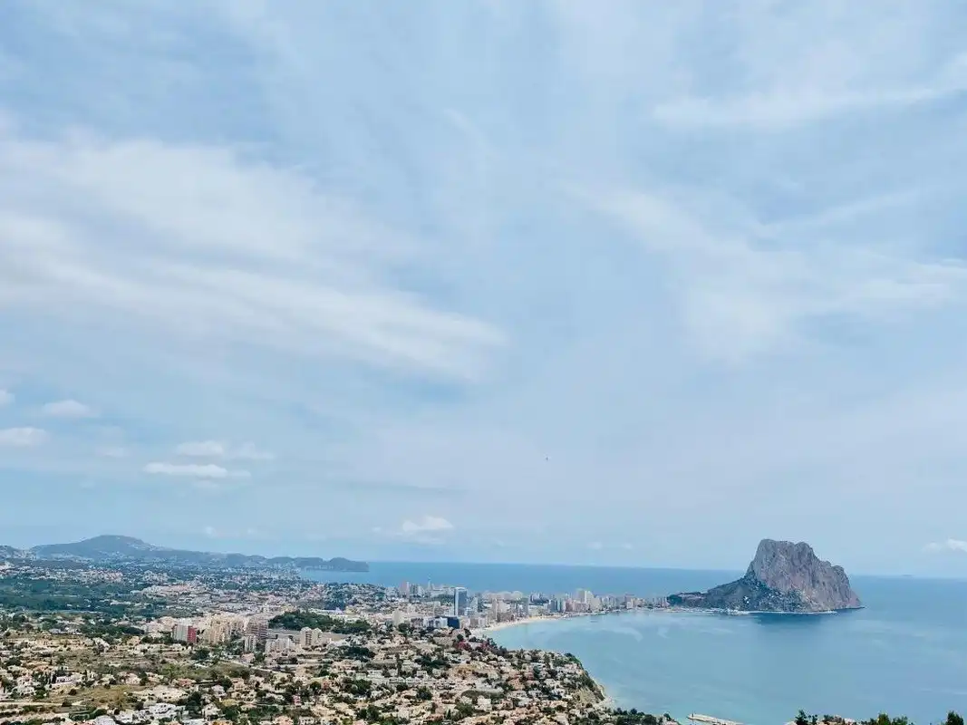 Vista exterior de Casa o xalet en venda en Calpe / Calp amb Aire condicionat, Calefacció i Terrassa