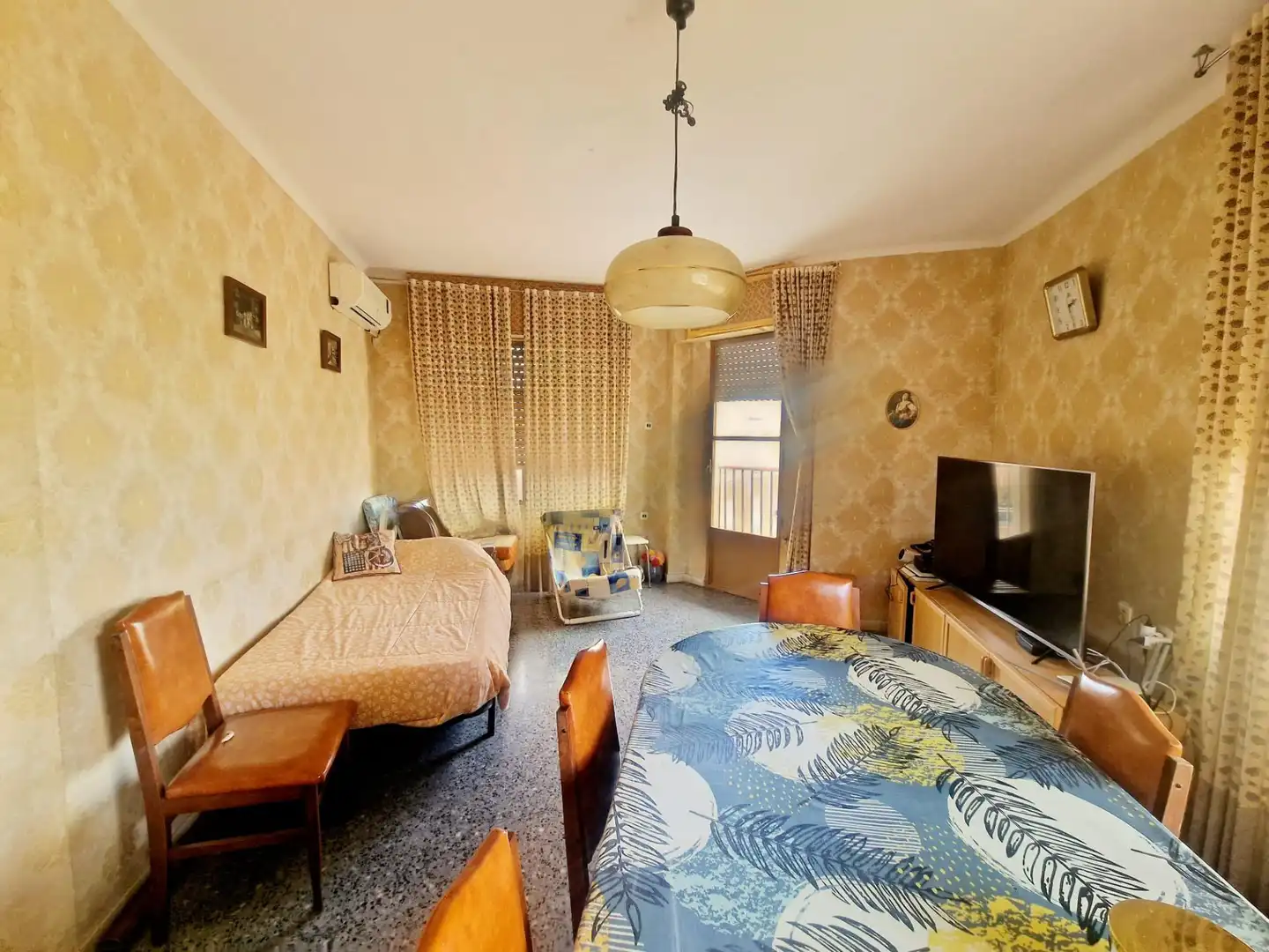 Habitación de Piso en venta en Águilas con Balcón