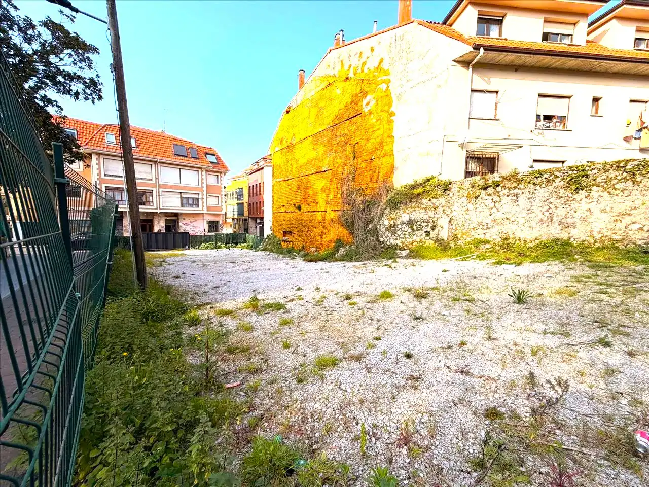 Terreny residencial en venda a LA CALZADA, imagen 3