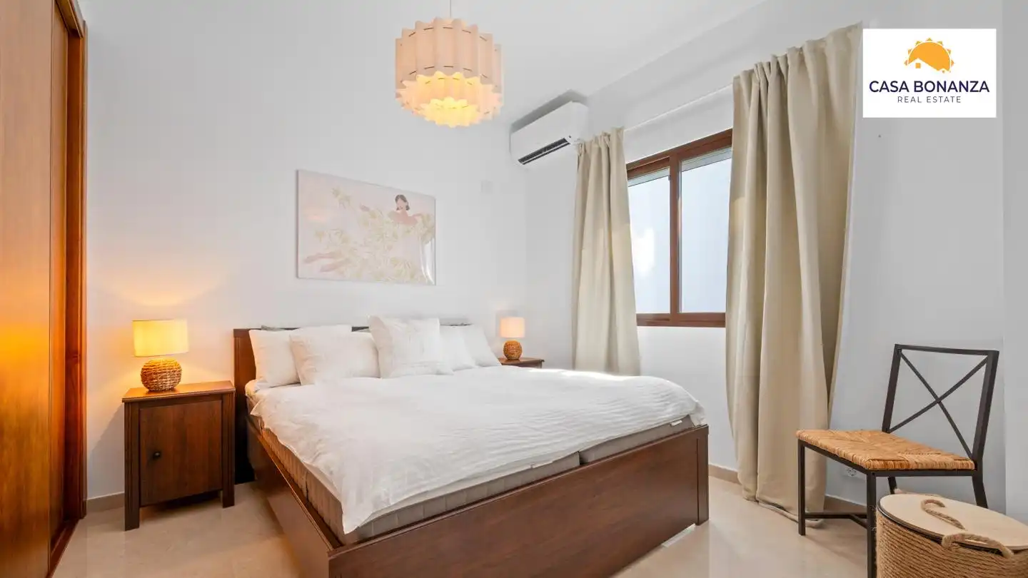 House with pool for sale in Calle Almendros Bajo, imagen 14