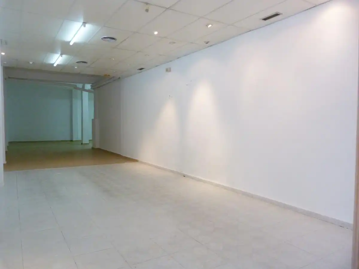 Local comercial en venta en Calle San Martín de Porres 9, imagen 5