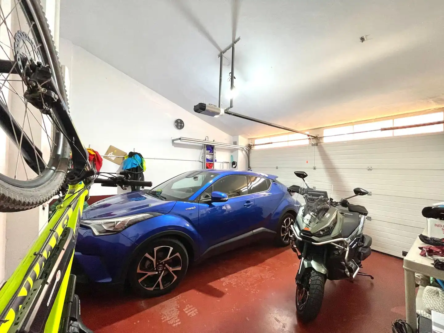 Parking de Casa o chalet en venta en Rivas-Vaciamadrid con Aire acondicionado, Calefacción y Jardín privado
