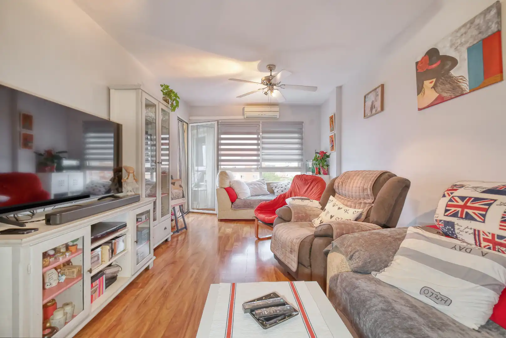 Sala de estar de Piso en venta en Alicante / Alacant con Aire acondicionado, Calefacción y Parquet
