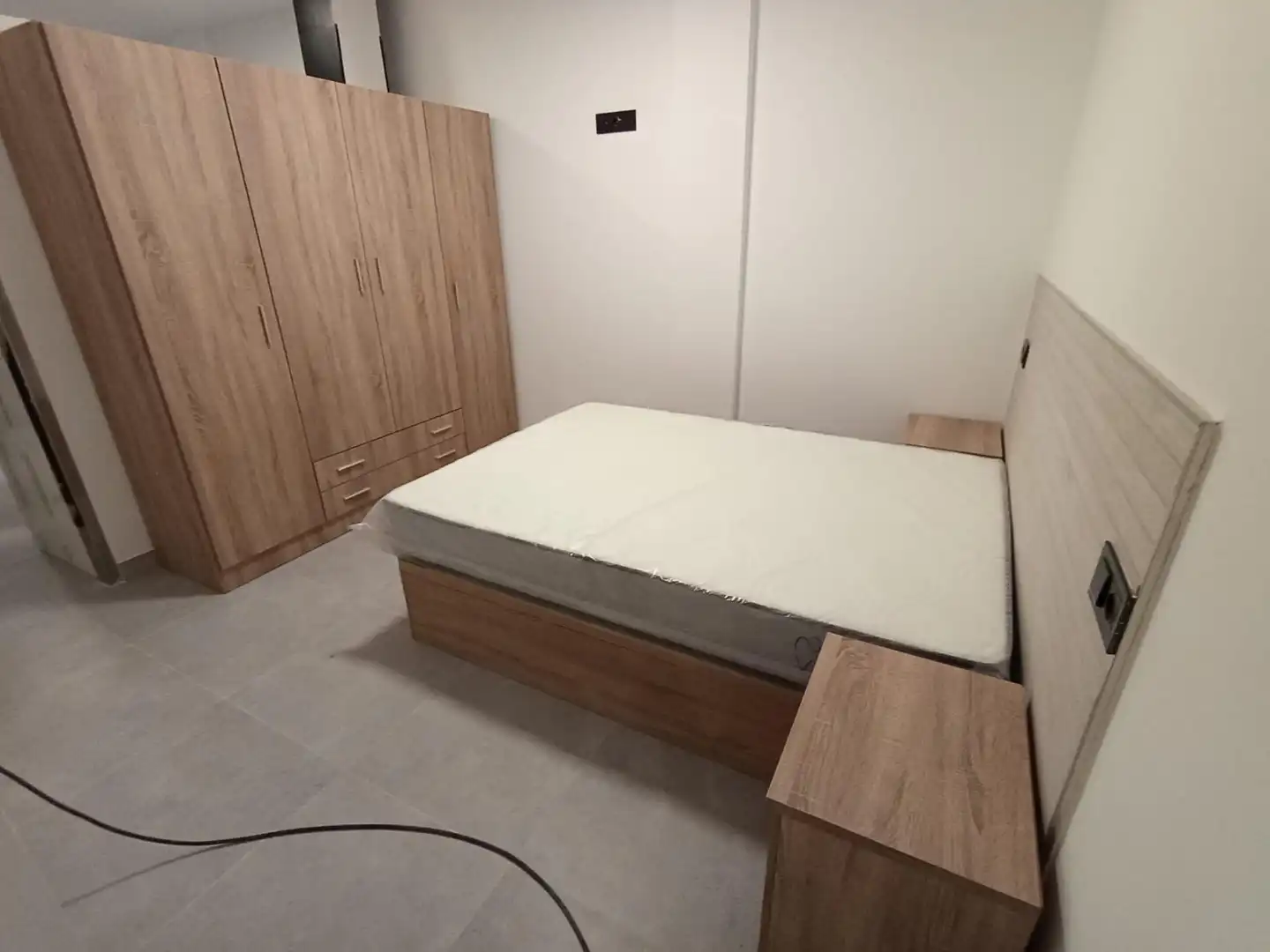 Habitación de Apartamento de alquiler en Zaidín